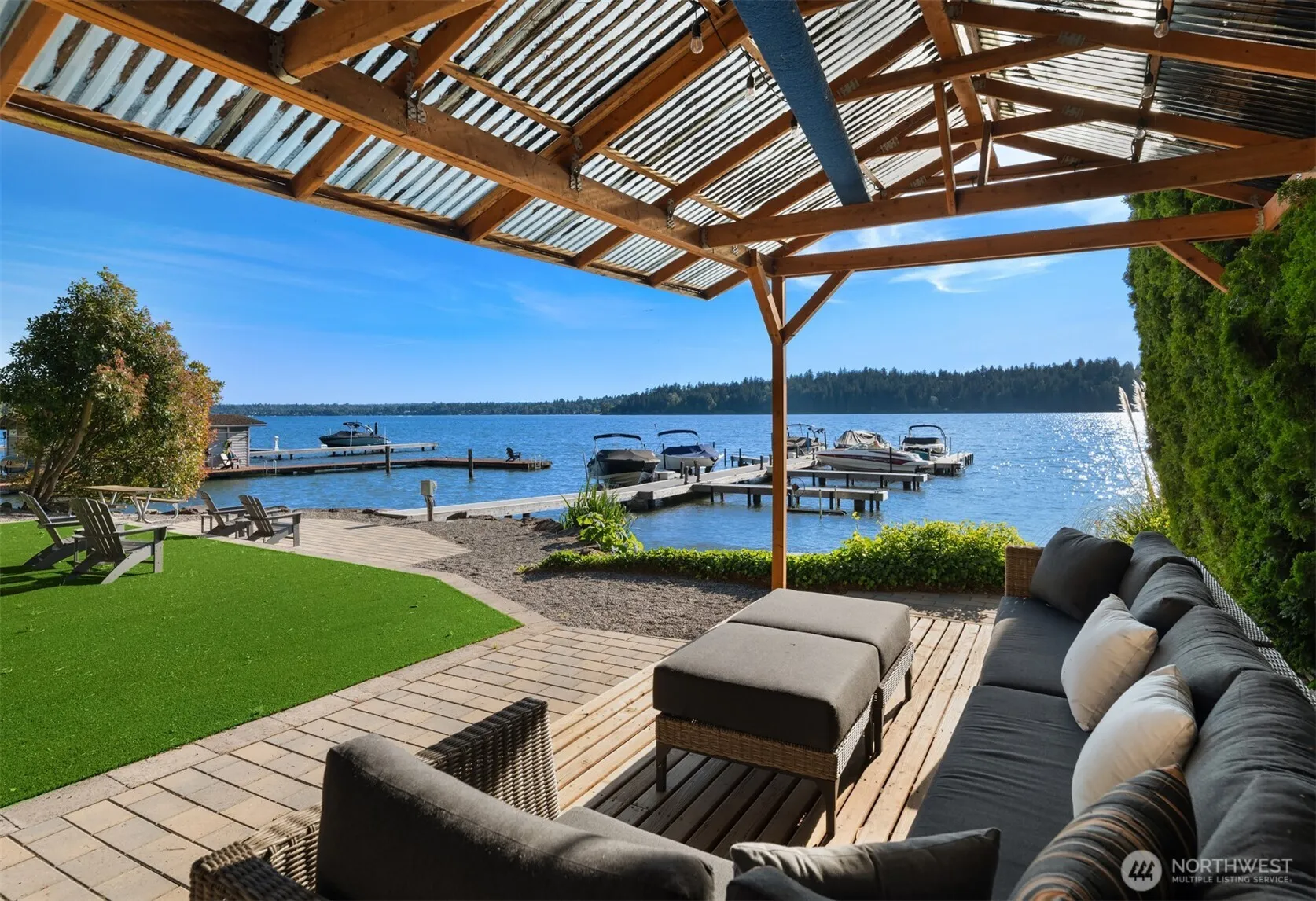 Property photo for 4889 Forest Avenue Se, Mercer Island photo 2