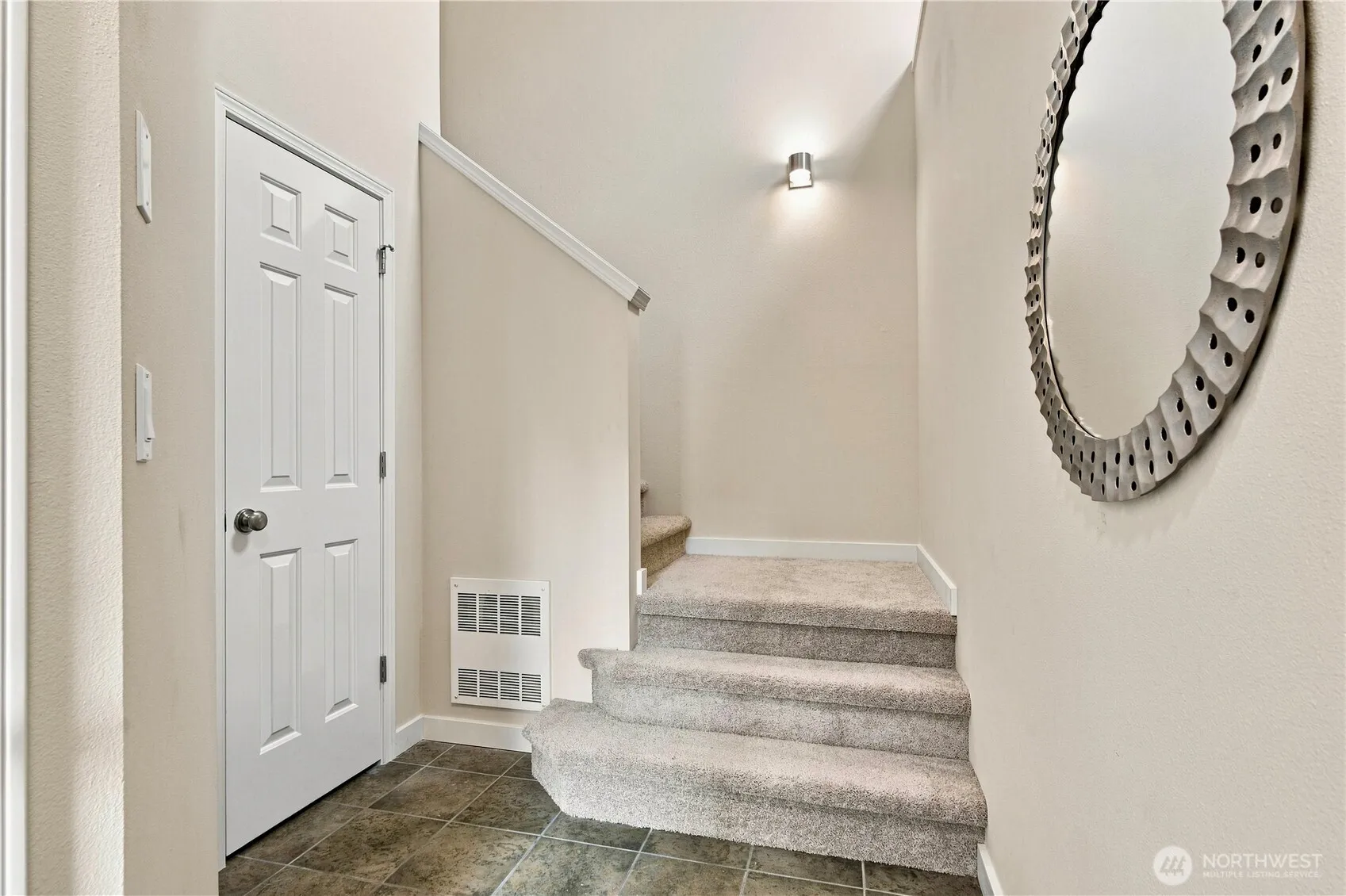 Property photo for 214 48th Street S #h, Renton photo 2
