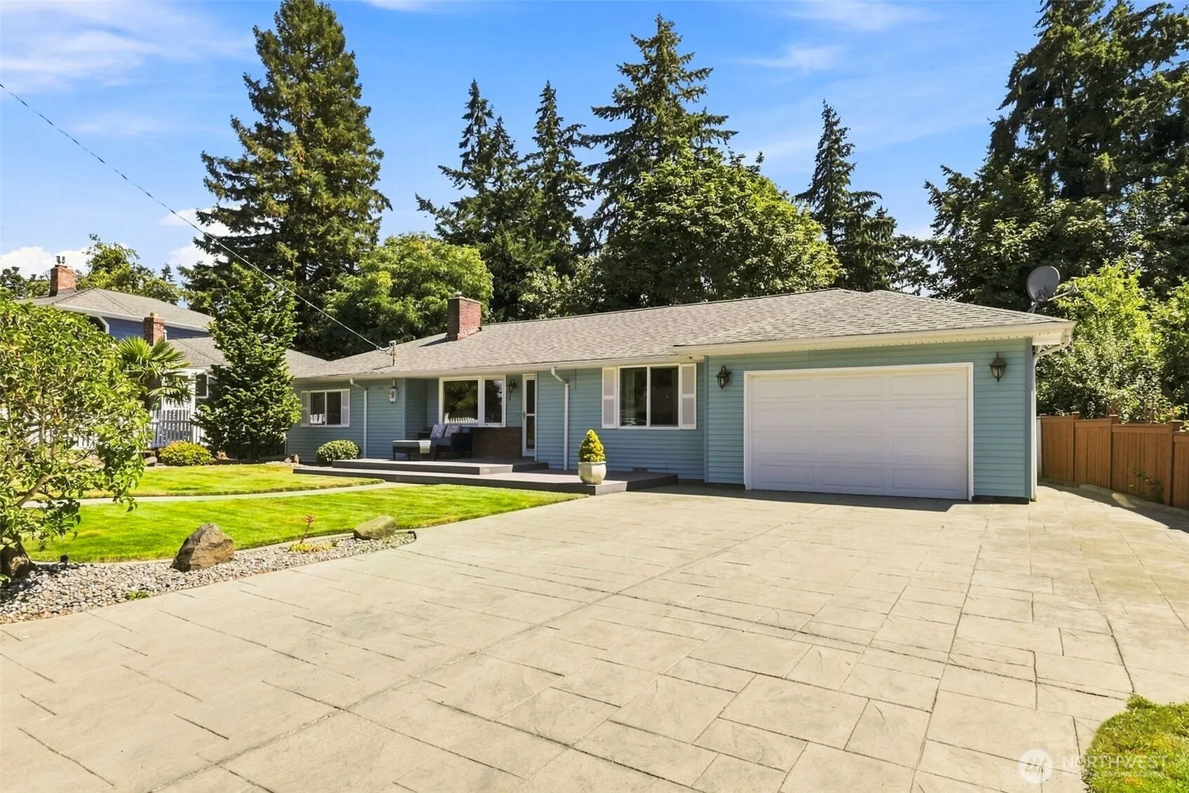 Property photo for 11834 18th Avenue Sw, Burien photo 2