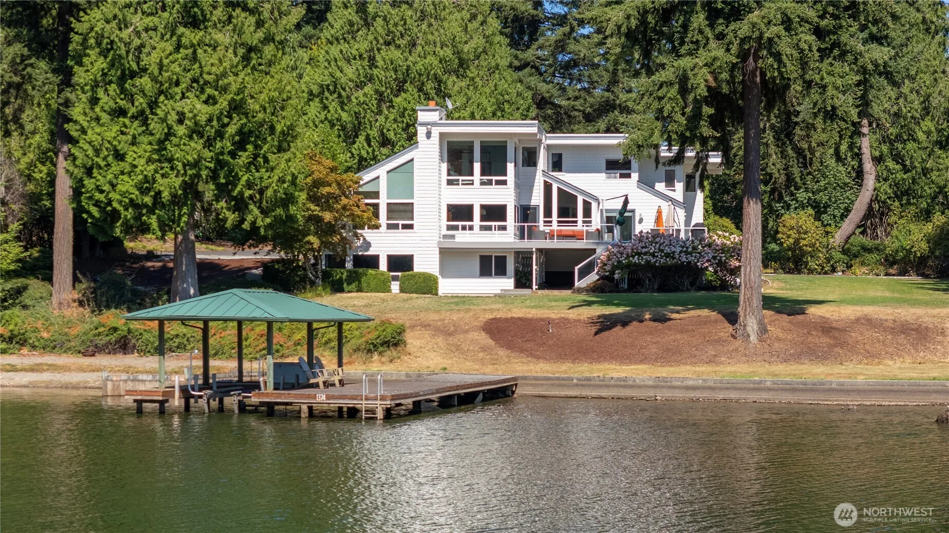 Property photo for 21424 Snag Island Drive E, Lake Tapps