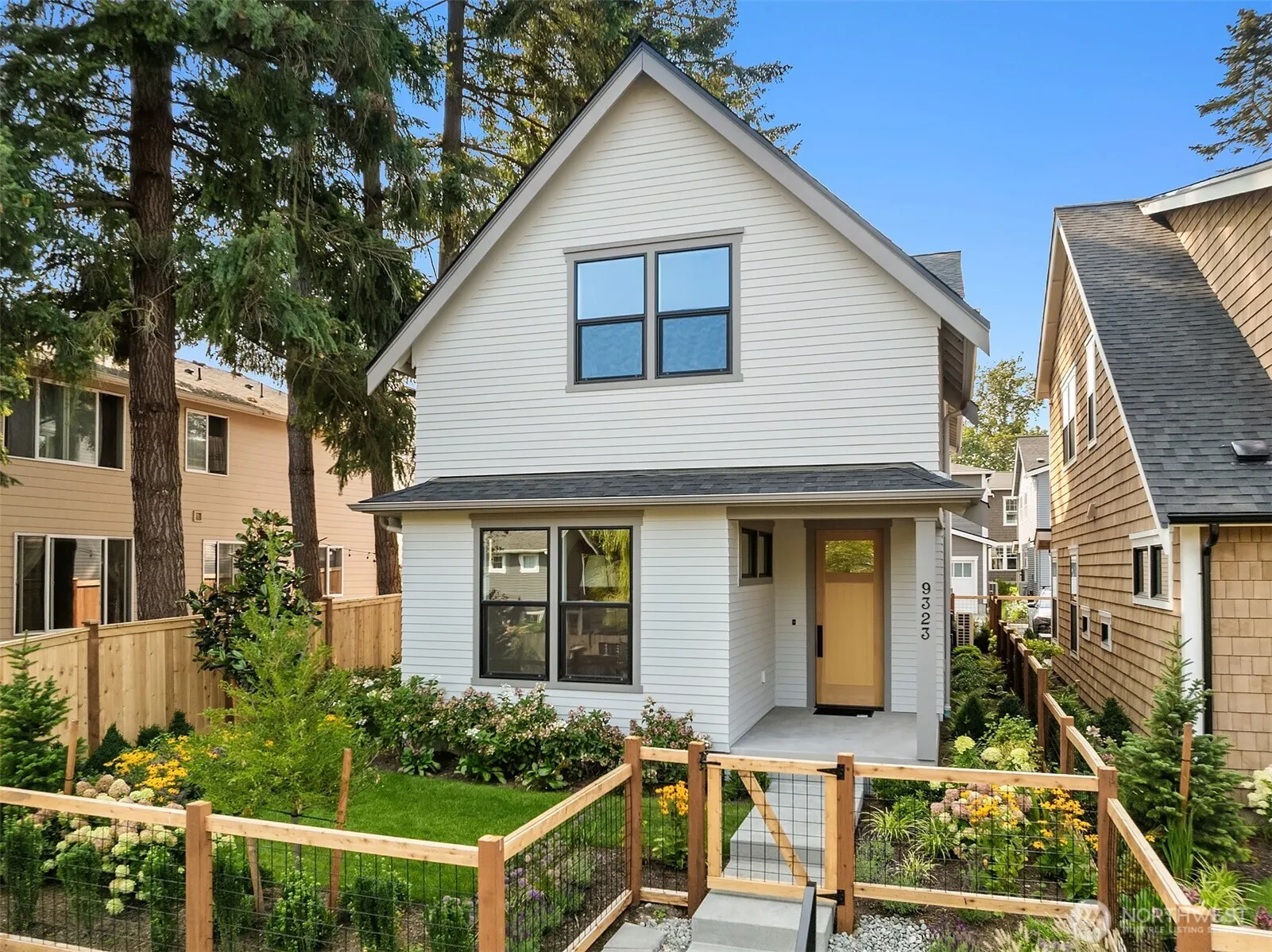 Property photo for 9323 126th Avenue Ne, Kirkland