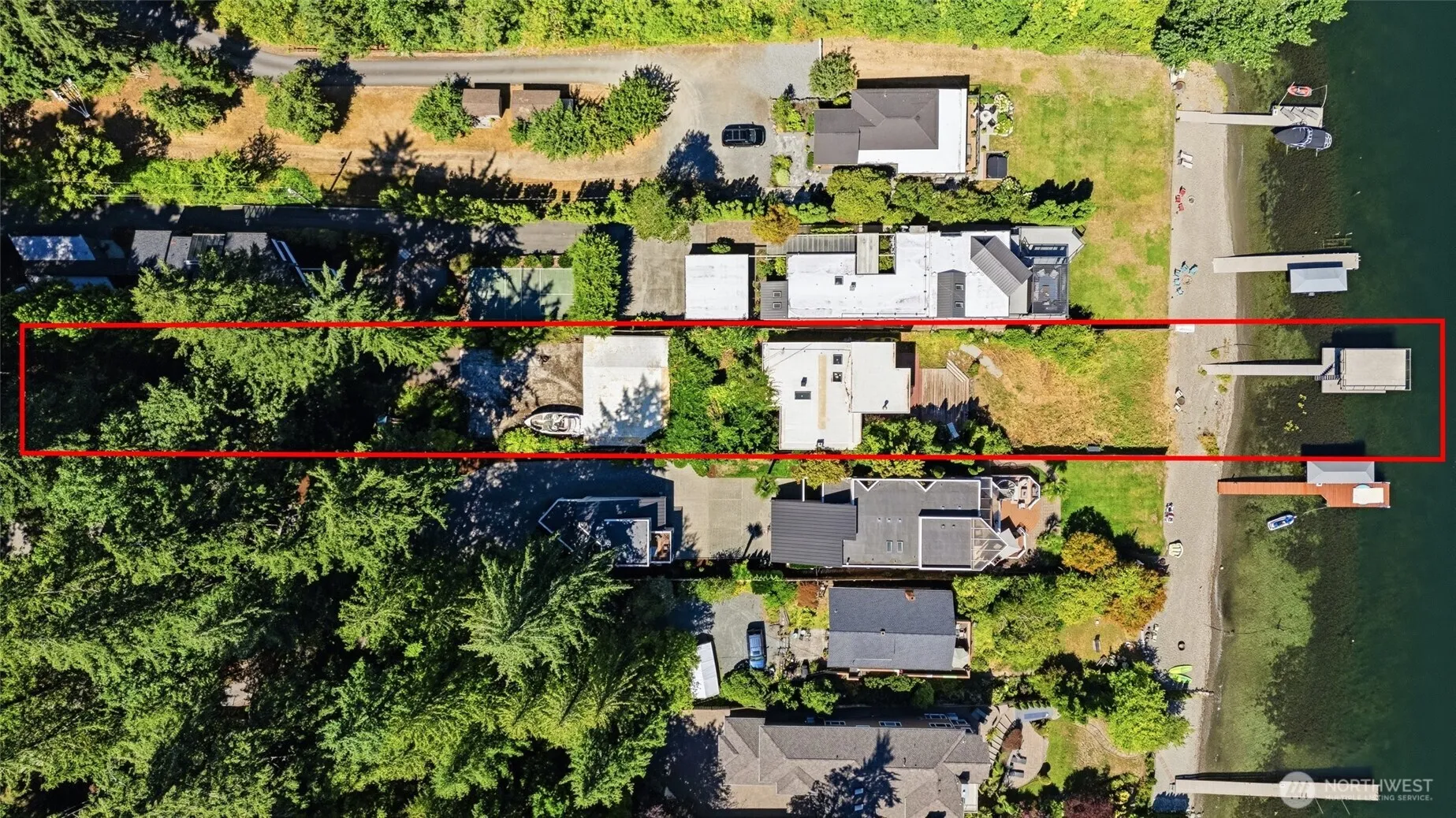 Property photo for 2618 W Lake Sammamish Parkway Ne, Redmond photo 4
