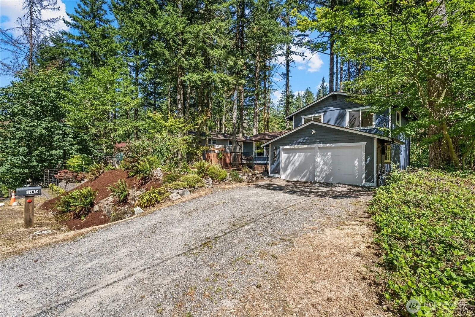 Property photo for 17034 431st Avenue Se, North Bend photo 2
