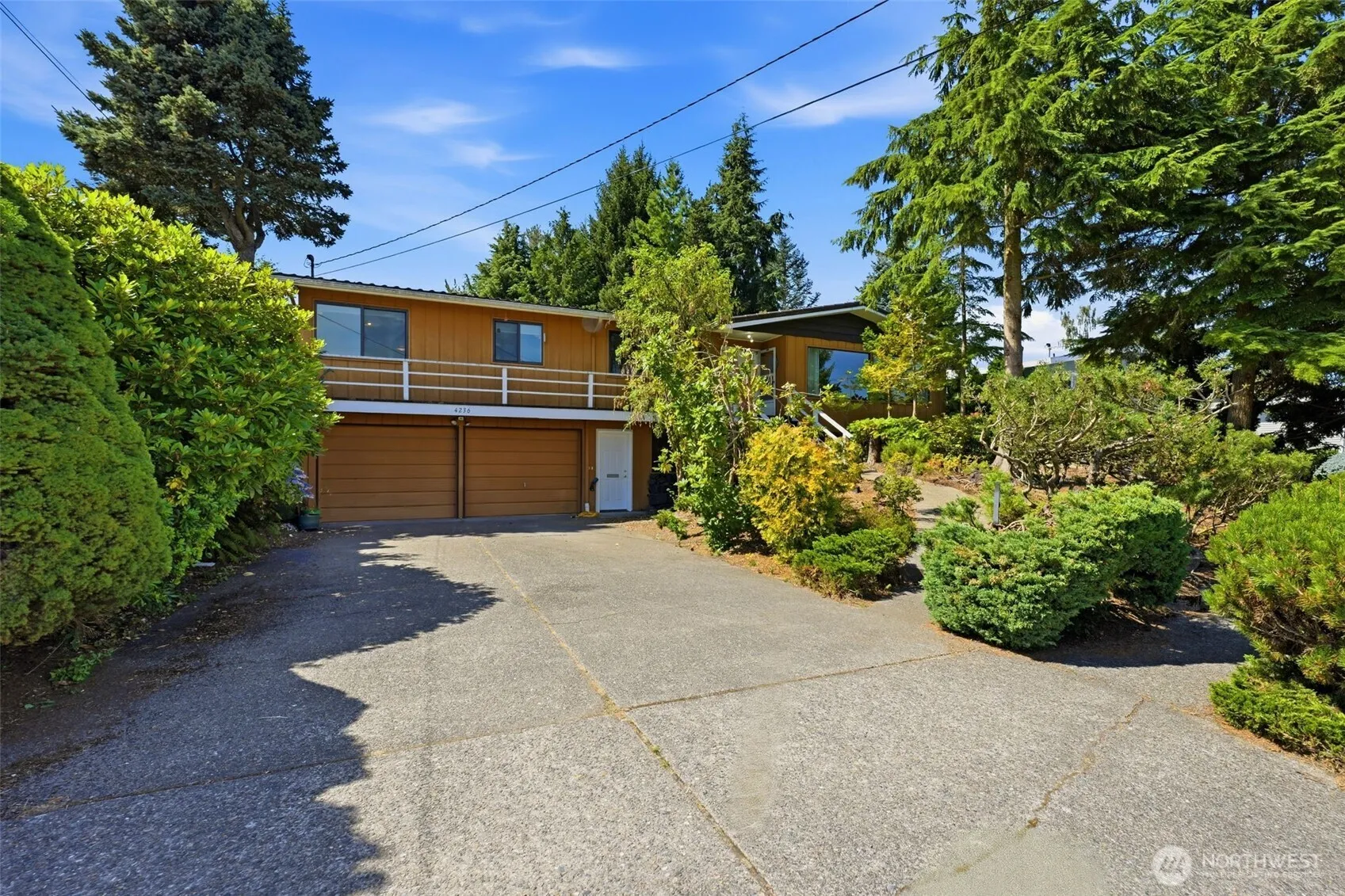 Property photo for 4236 Vassault Street, Tacoma photo 3