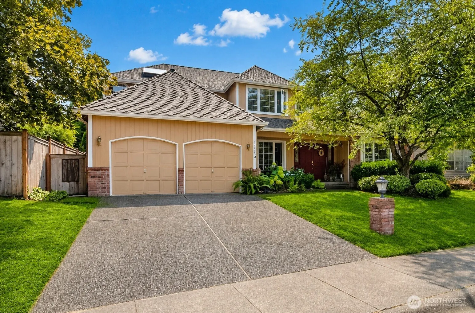 Property photo for 12523 Ne 164th Street, Woodinville