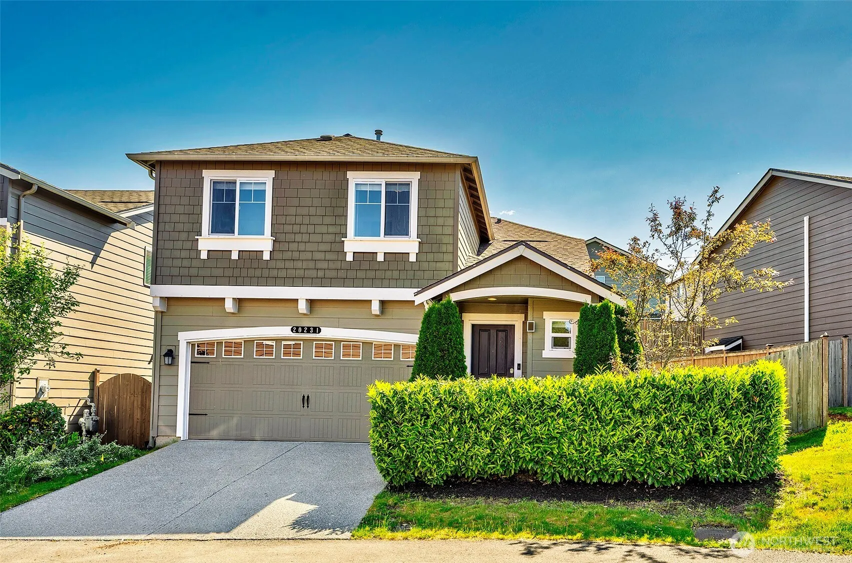 Property photo for 20231 4th Place W, Lynnwood photo 2