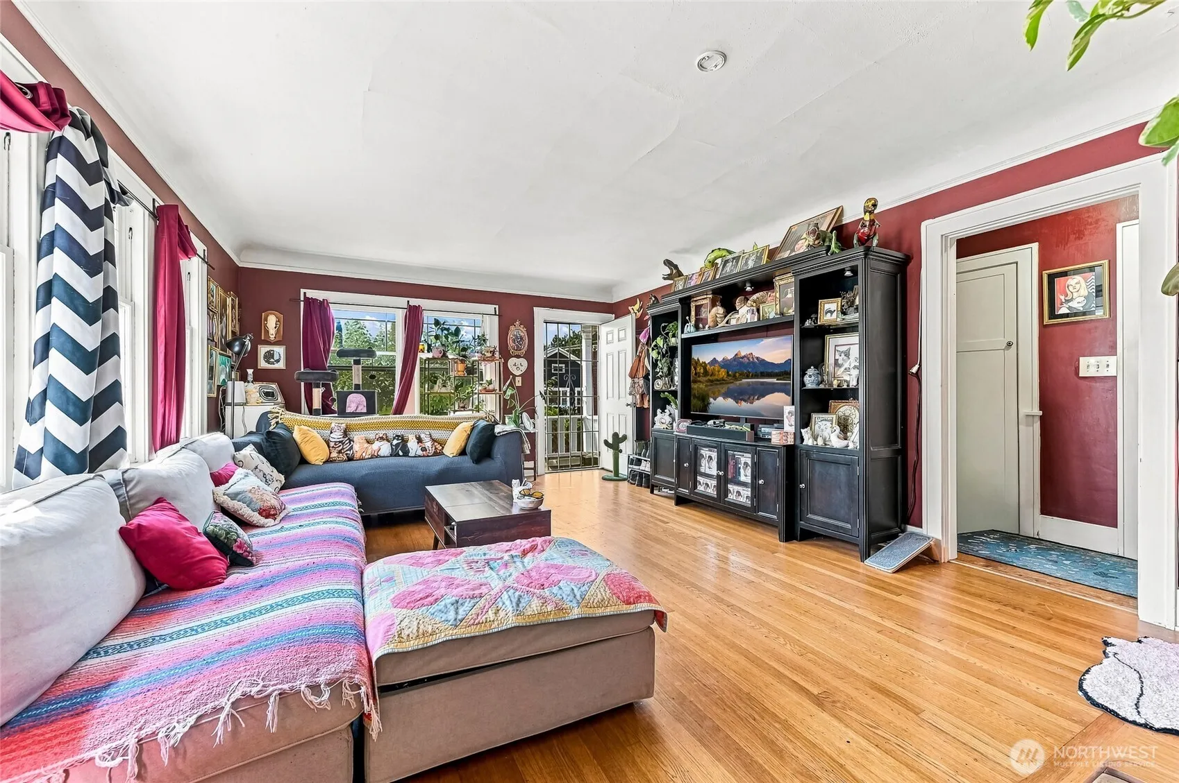 Property photo for 3208 15th Avenue S, Seattle photo 4