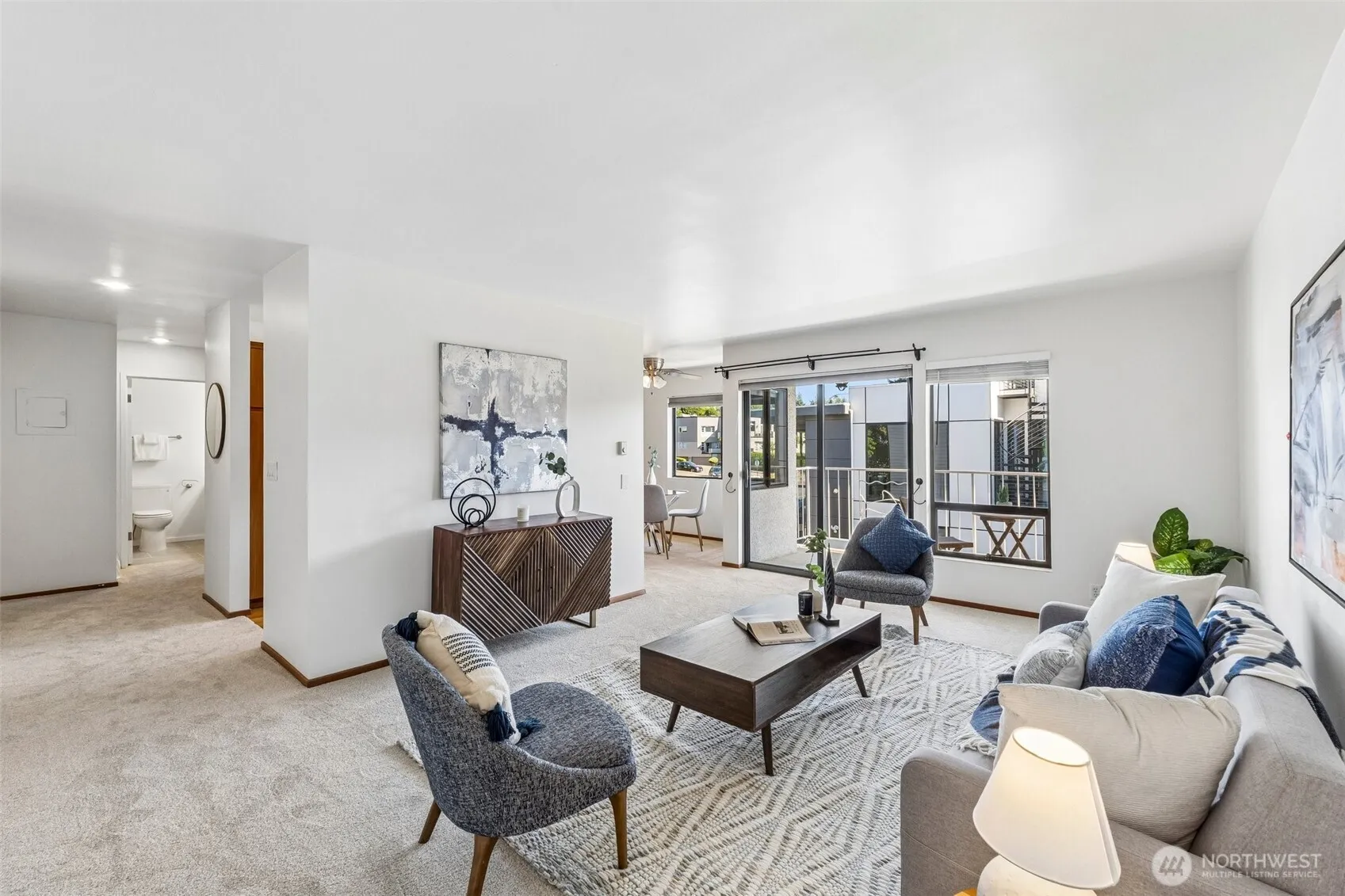 Property photo for 6421 Lake Washington Boulevard Ne #301, Kirkland photo 5