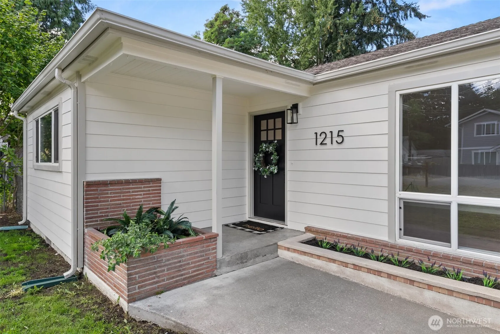Property photo for 1215 Hall Street Se, Lacey photo 4