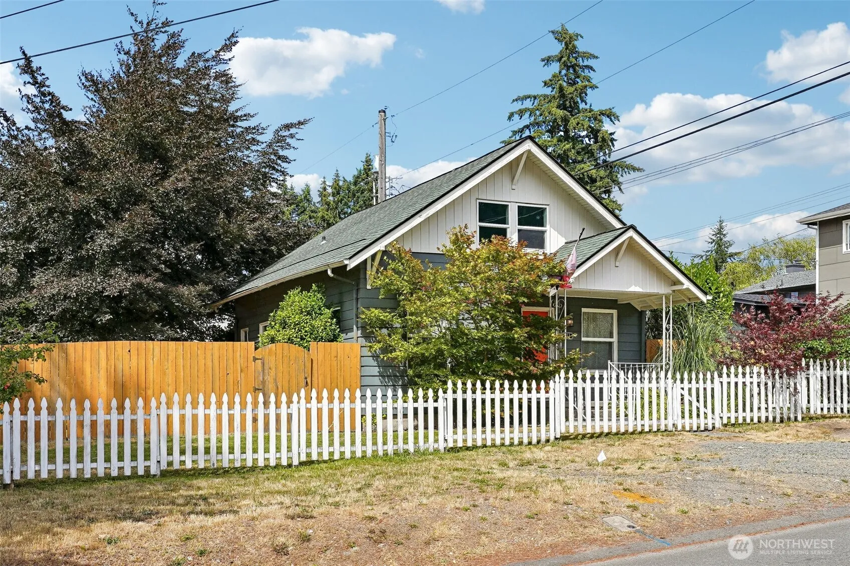 Property photo for 811 S 88th Street, Tacoma photo 3