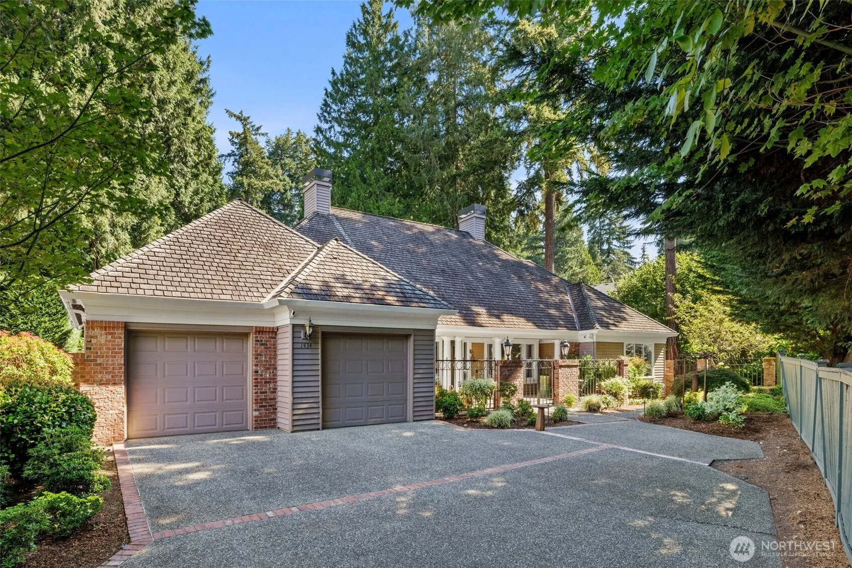 Property photo for 1434 108th Avenue Ne, Bellevue photo 2