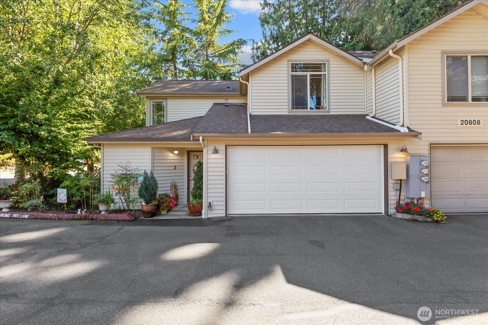 Property photo for 20808 72nd Avenue W #3, Edmonds