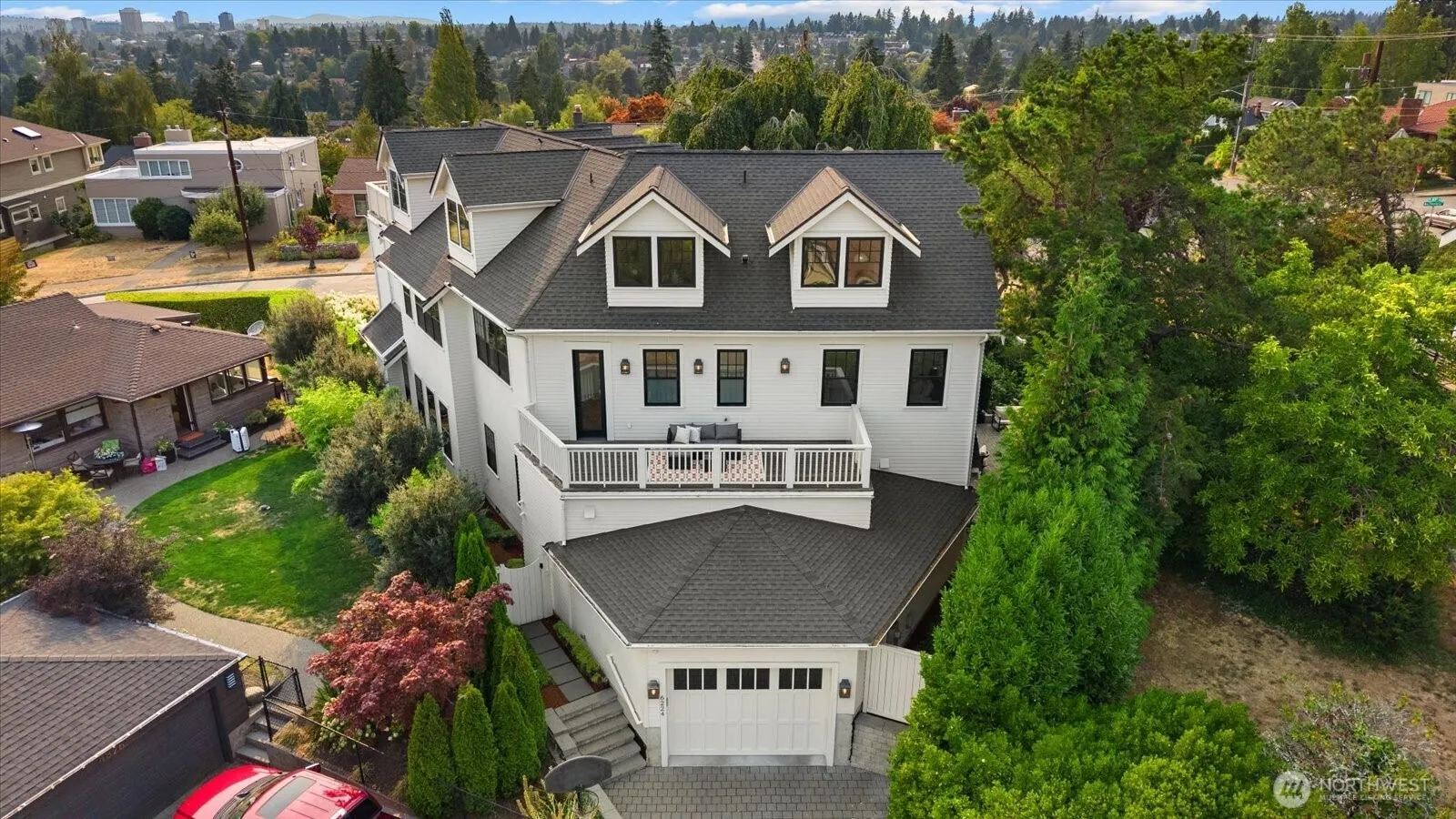 Property photo for 6224 Ne Princeton Way, Seattle photo 3