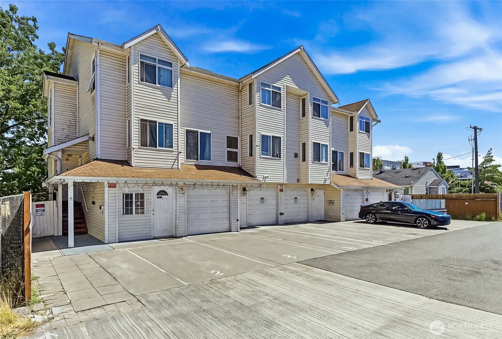Property photo for 7009 42nd Avenue S #1, Seattle photo 2