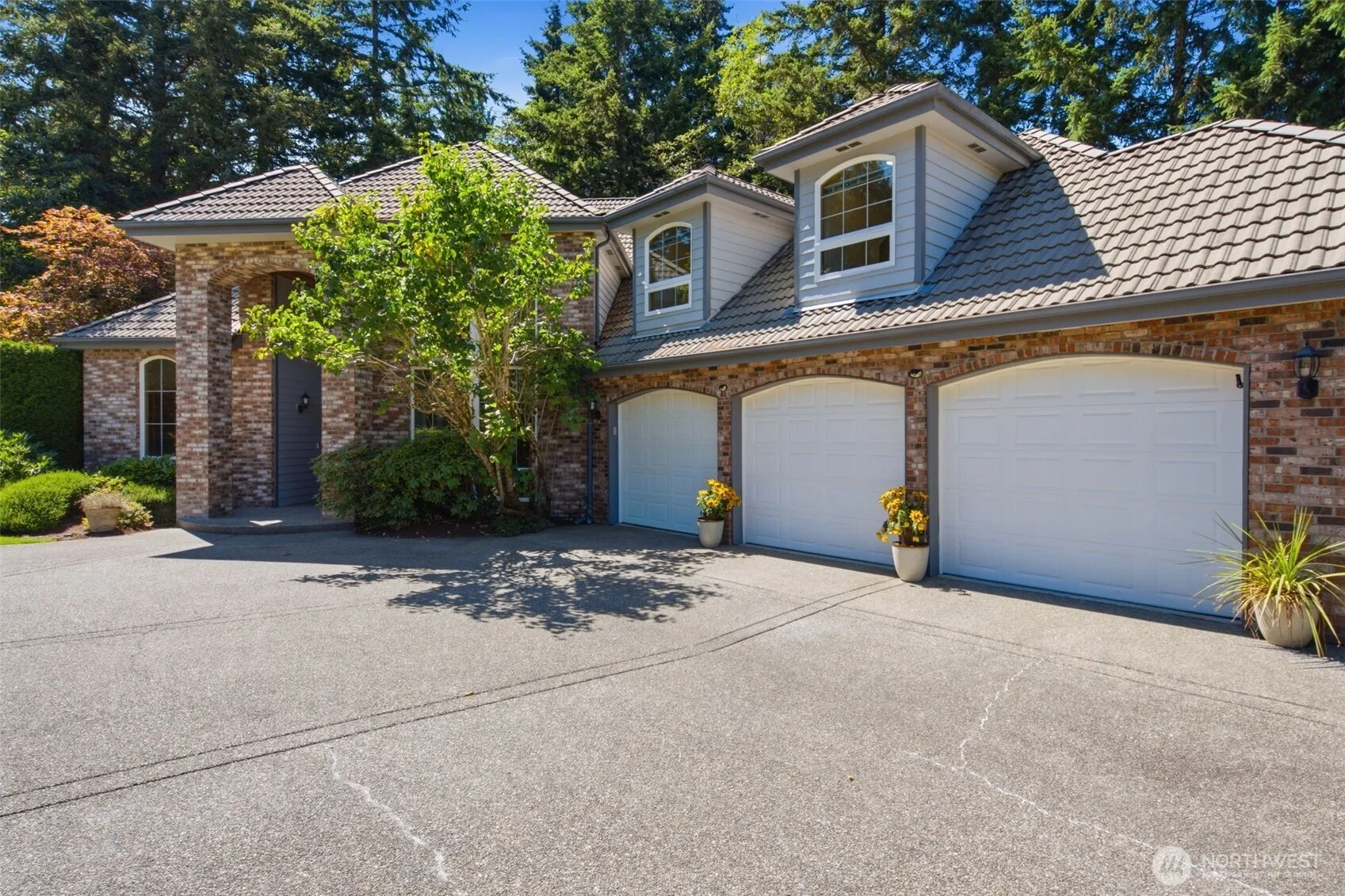 Property photo for 4606 Saddleback Drive Nw, Gig Harbor photo 3