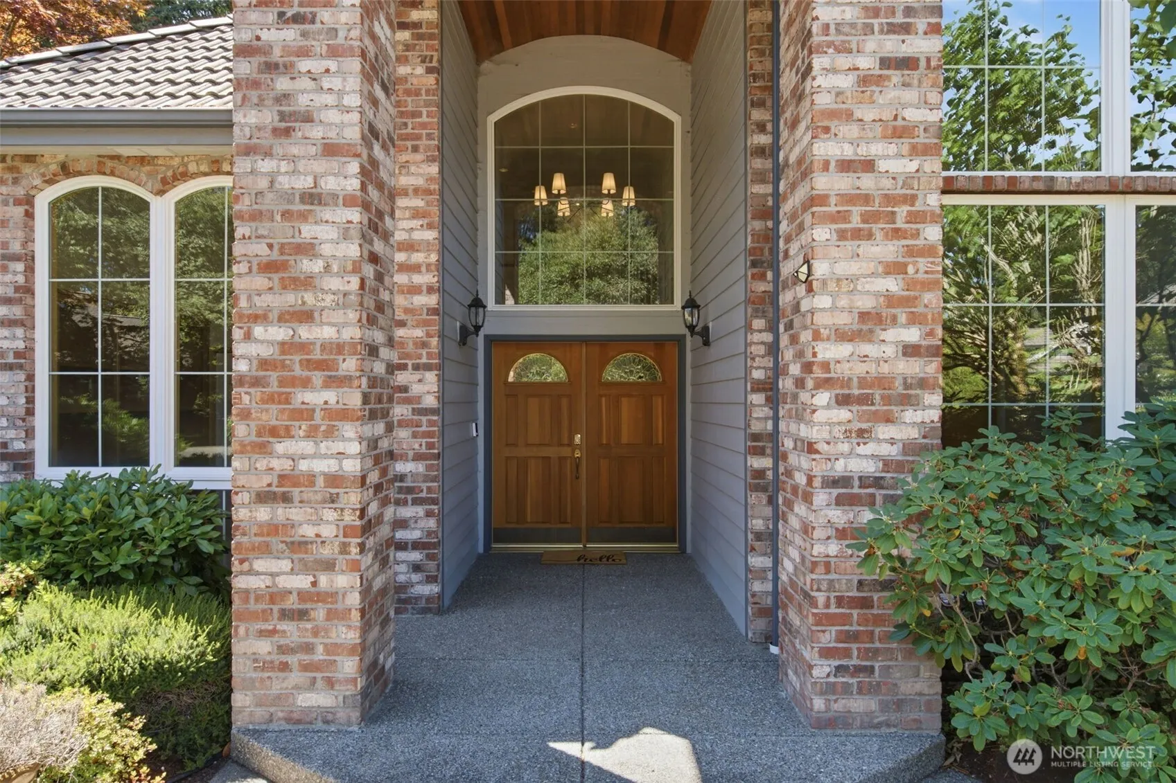 Property photo for 4606 Saddleback Drive Nw, Gig Harbor photo 2