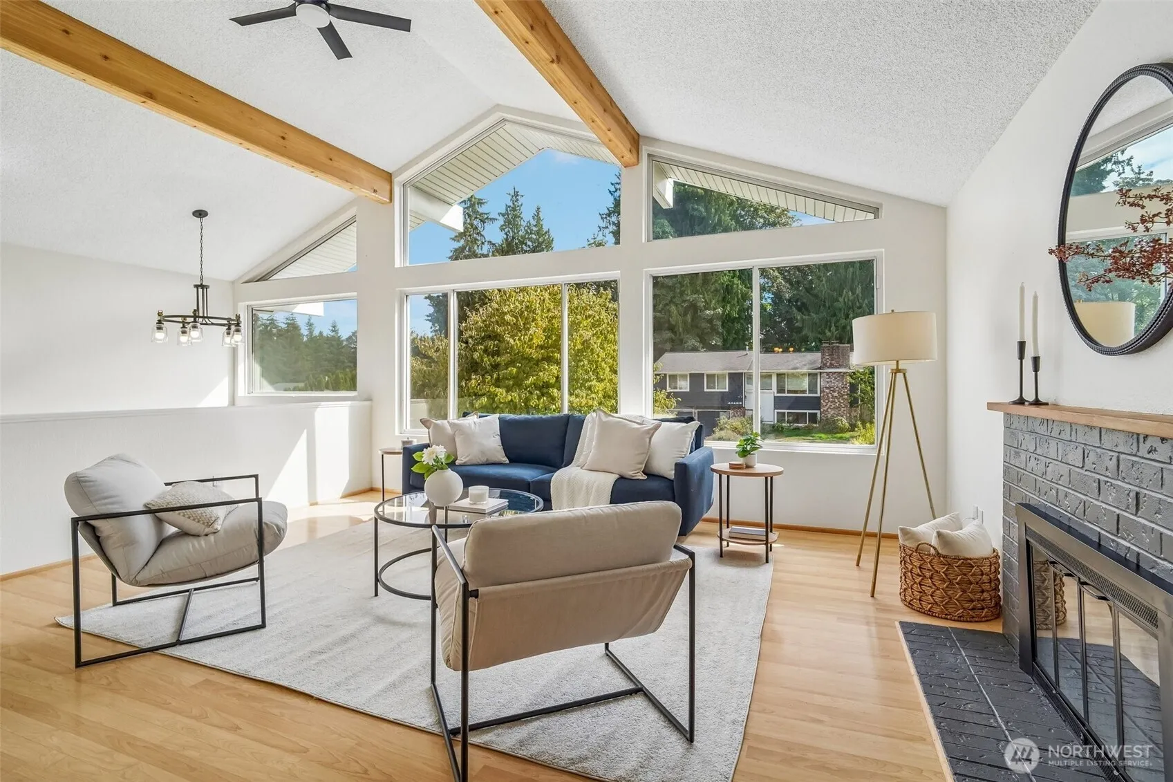 Property photo for 10132 Ne 144th Place, Kirkland photo 5