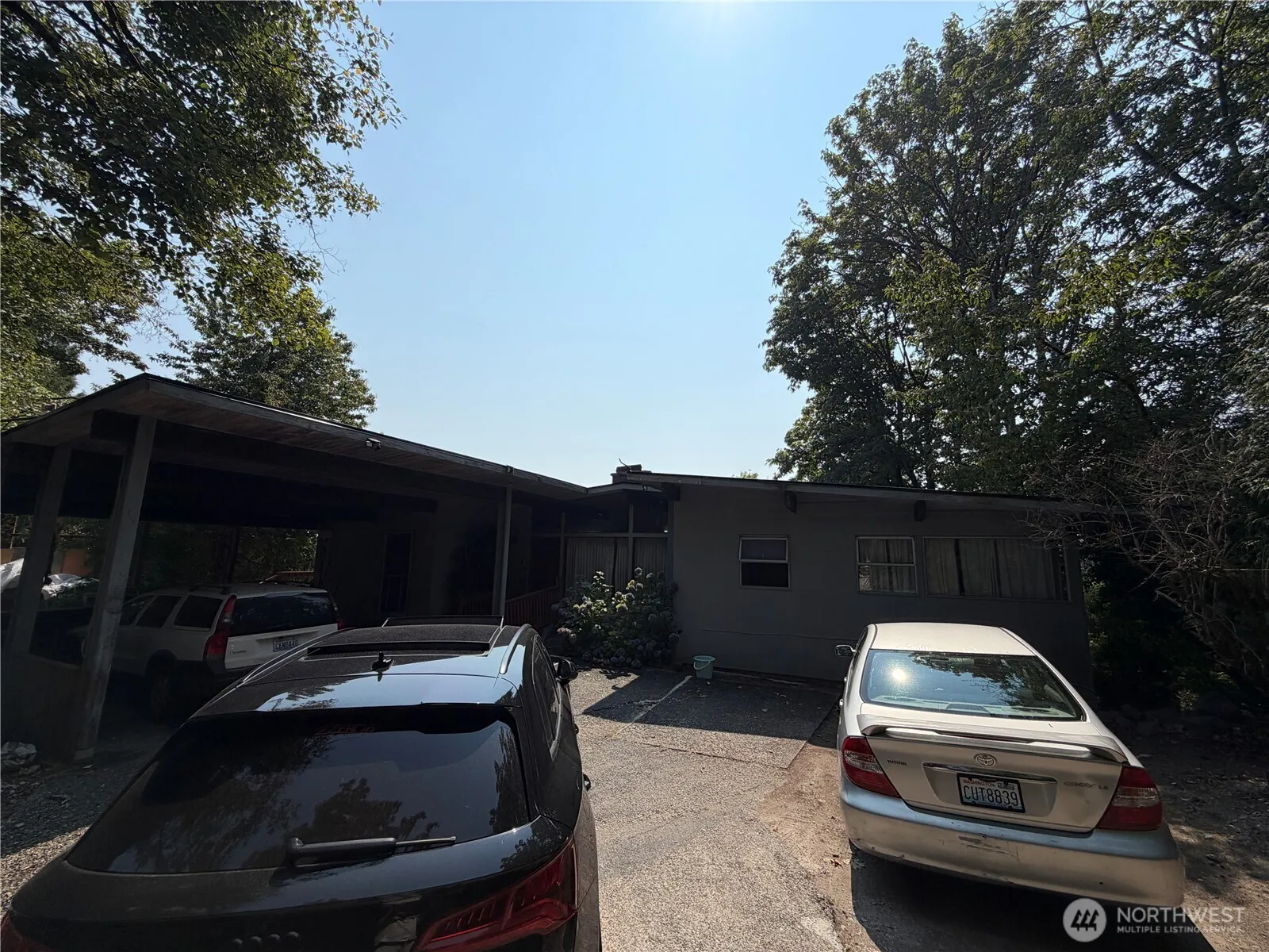 Property photo for 3700 E Superior Street, Seattle