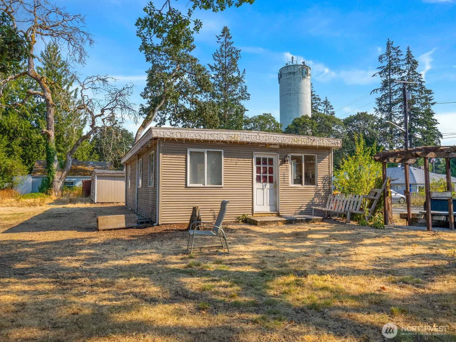 Property photo for 14429 Portland Avenue Sw, Lakewood photo 3