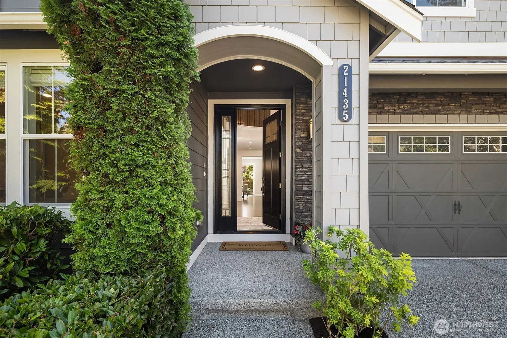 Property photo for 21435 Se 2nd Street, Sammamish photo 3