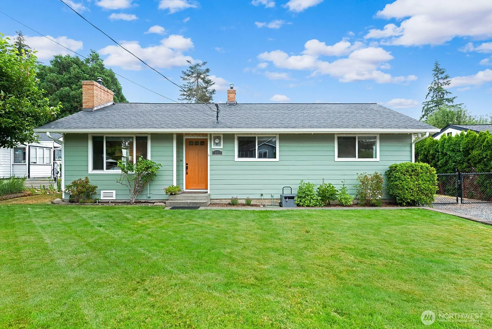 Property photo for 16026 16th Avenue Sw, Burien