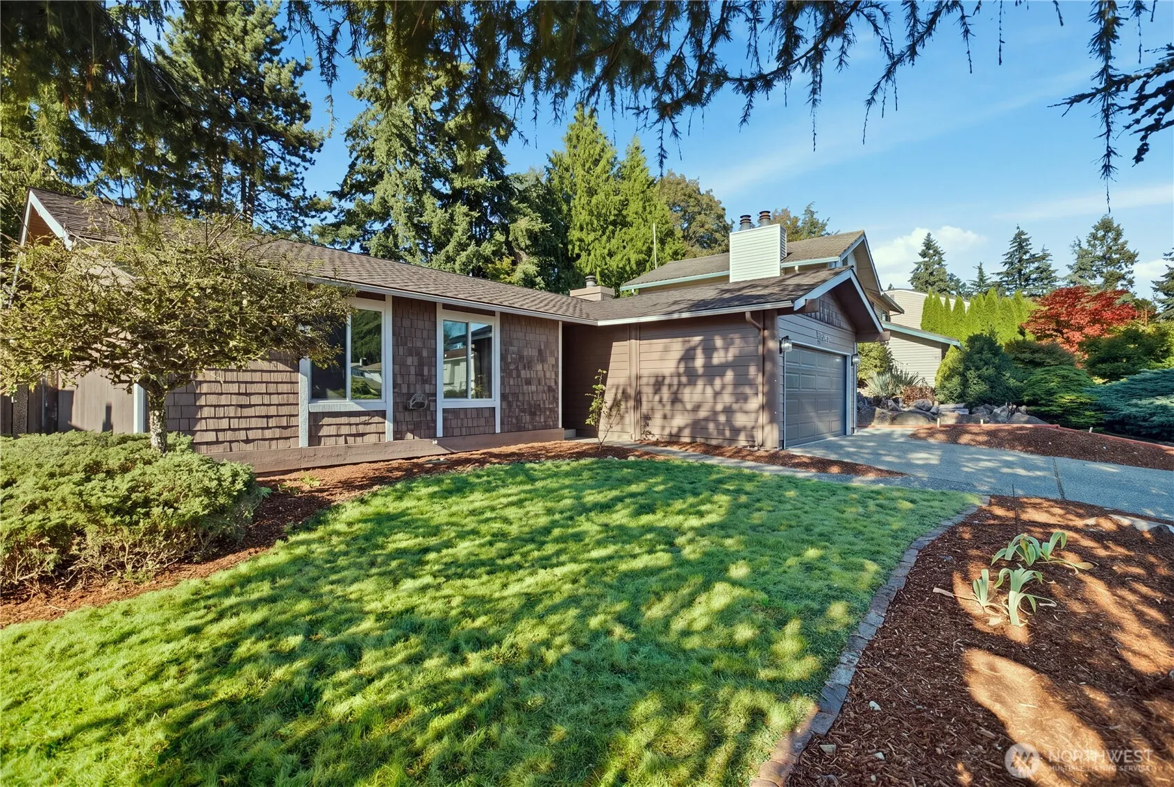 Property photo for 15952 Se 176th Place, Renton photo 2