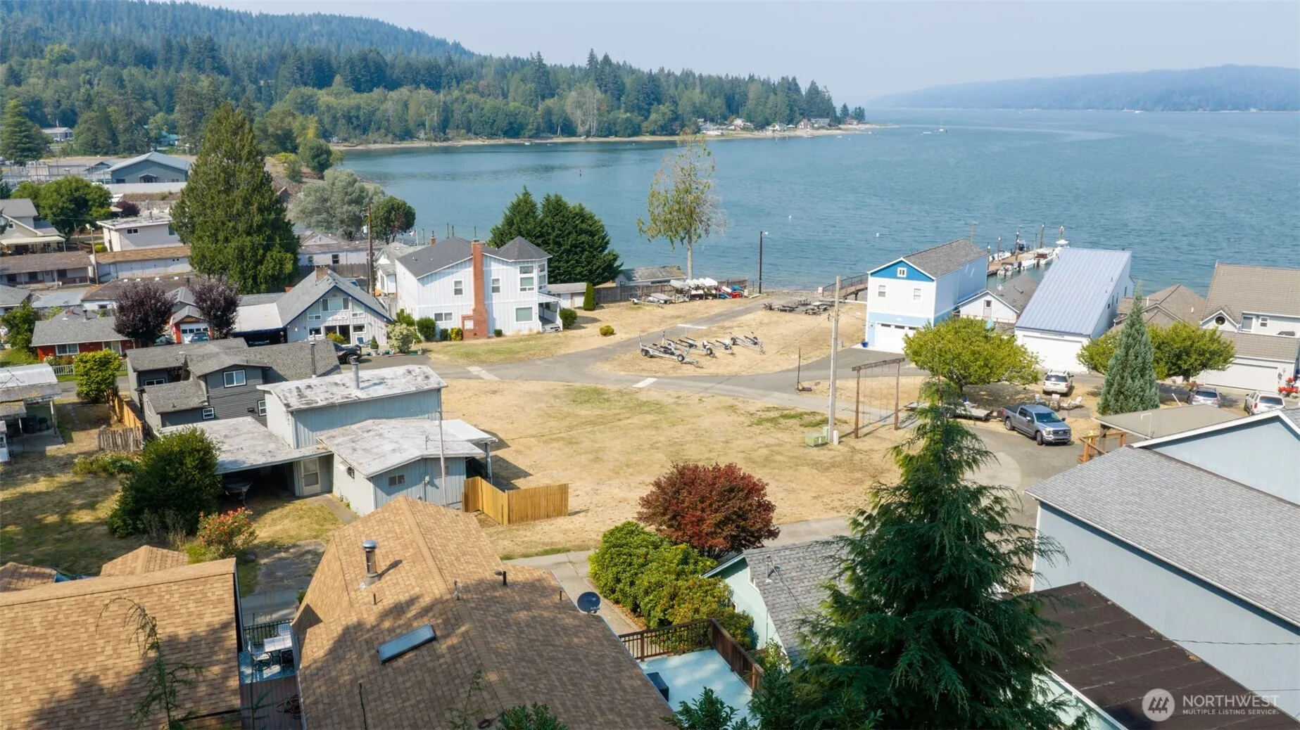 Property photo for 20 N Tillicum Beach Lane N, Shelton photo 4