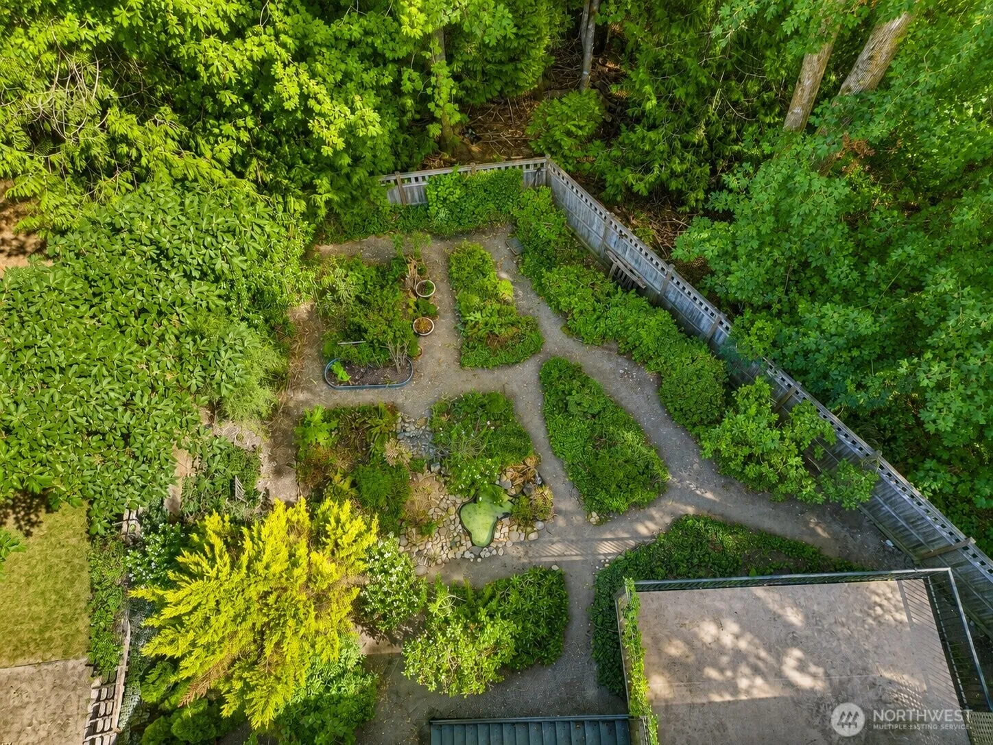 Property photo for 1636 Pierce Avenue Se, Renton photo 3