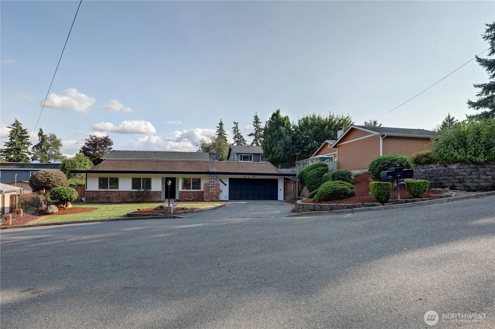 Property photo for 2527 S 286th St, Federal Way photo 2