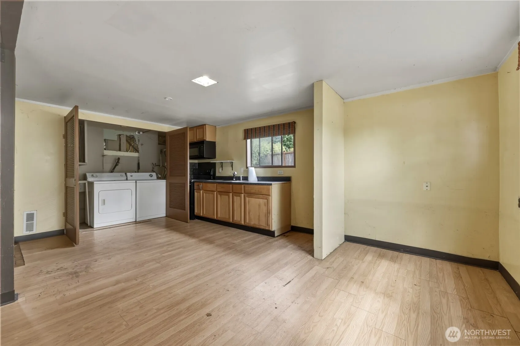 Property photo for 2130 Woodcrest Drive Se, Olympia photo 5