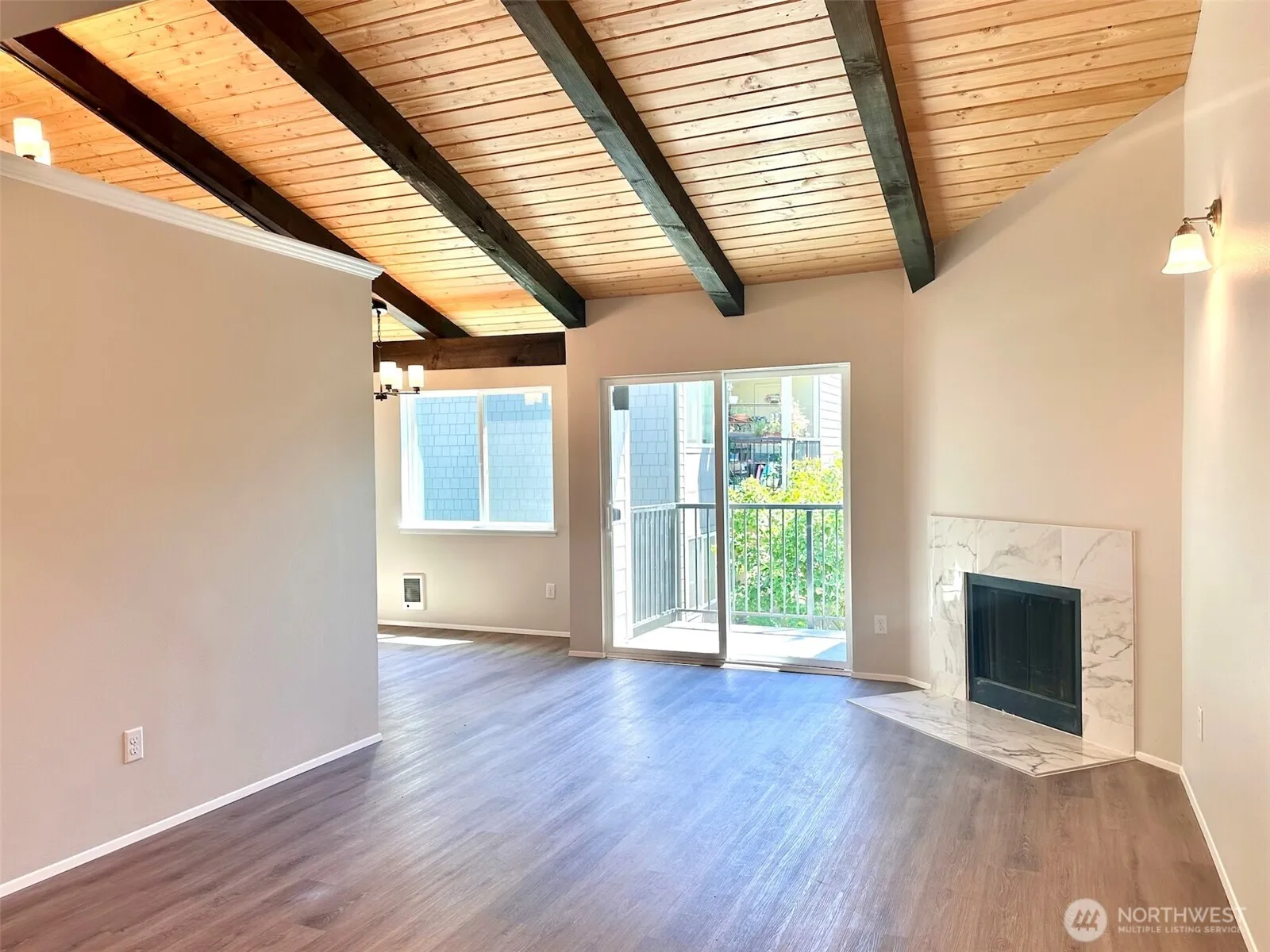 Property photo for 2020 Grant Avenue S #c301, Renton photo 3