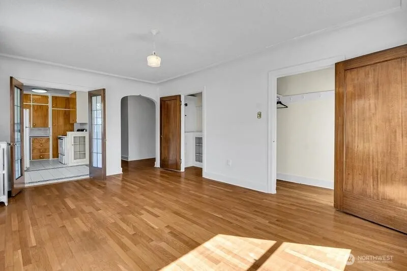 Property photo for 756 Broadway Avenue E #202, Seattle photo 2