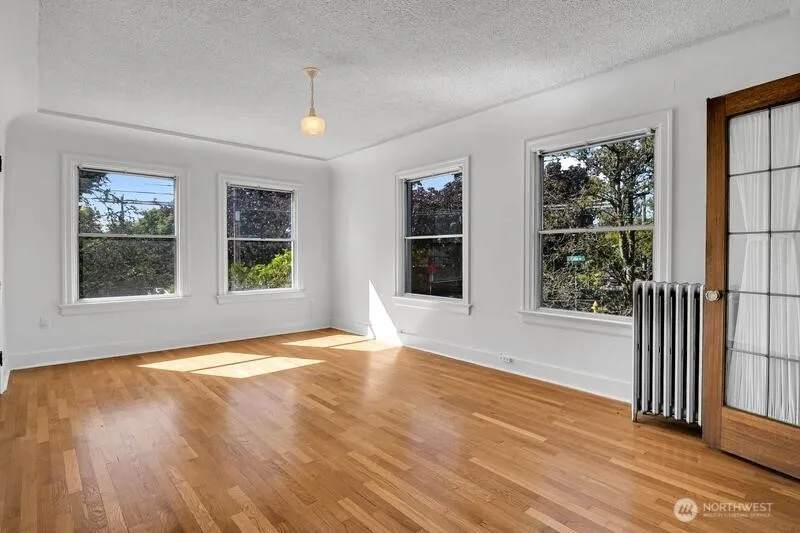 Property photo for 756 Broadway Avenue E #202, Seattle photo 3