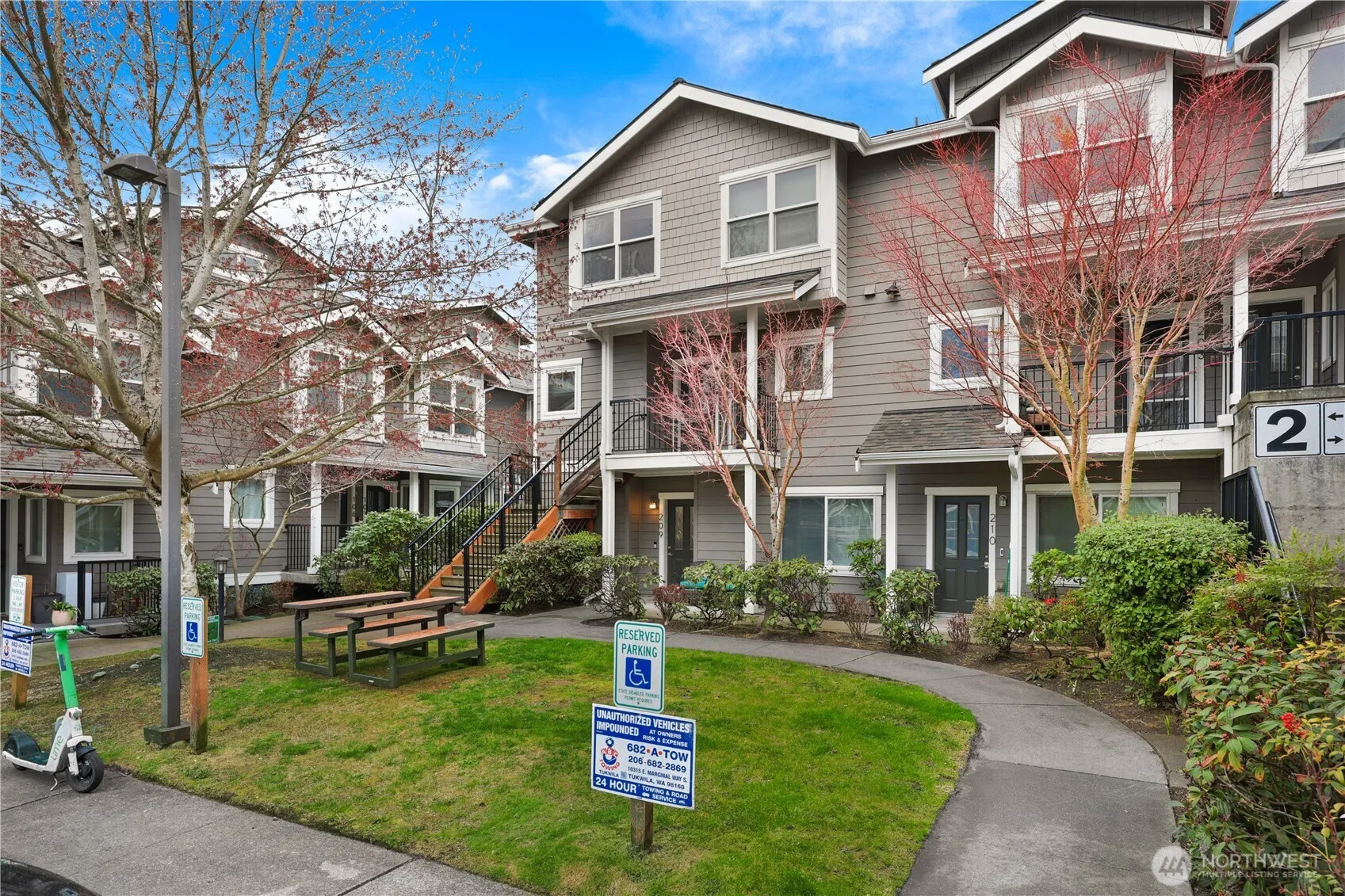 Property photo for 7322 Rainier Avenue Se #209, Seattle