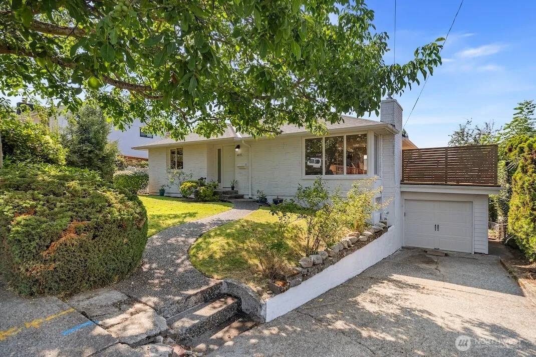 Property photo for 4831 S Holly Street, Seattle