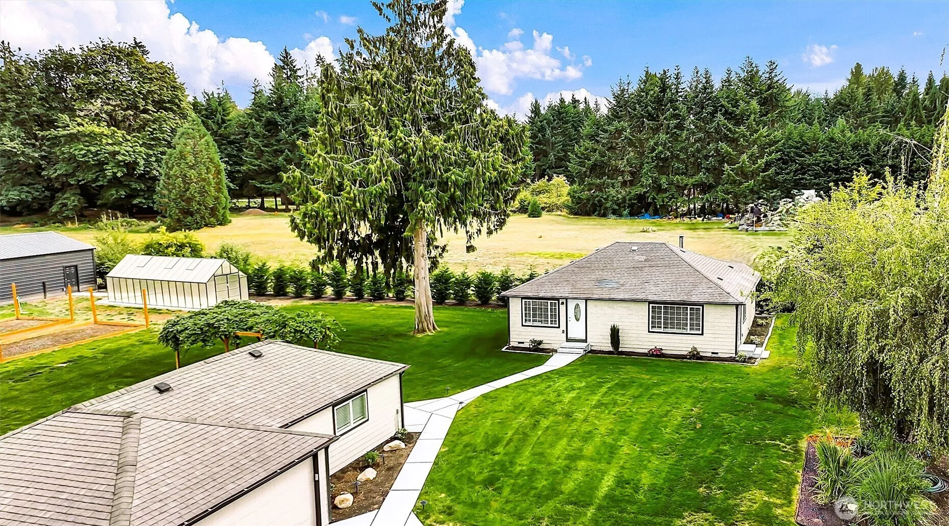 Property photo for 5511 Waller Road E, Tacoma
