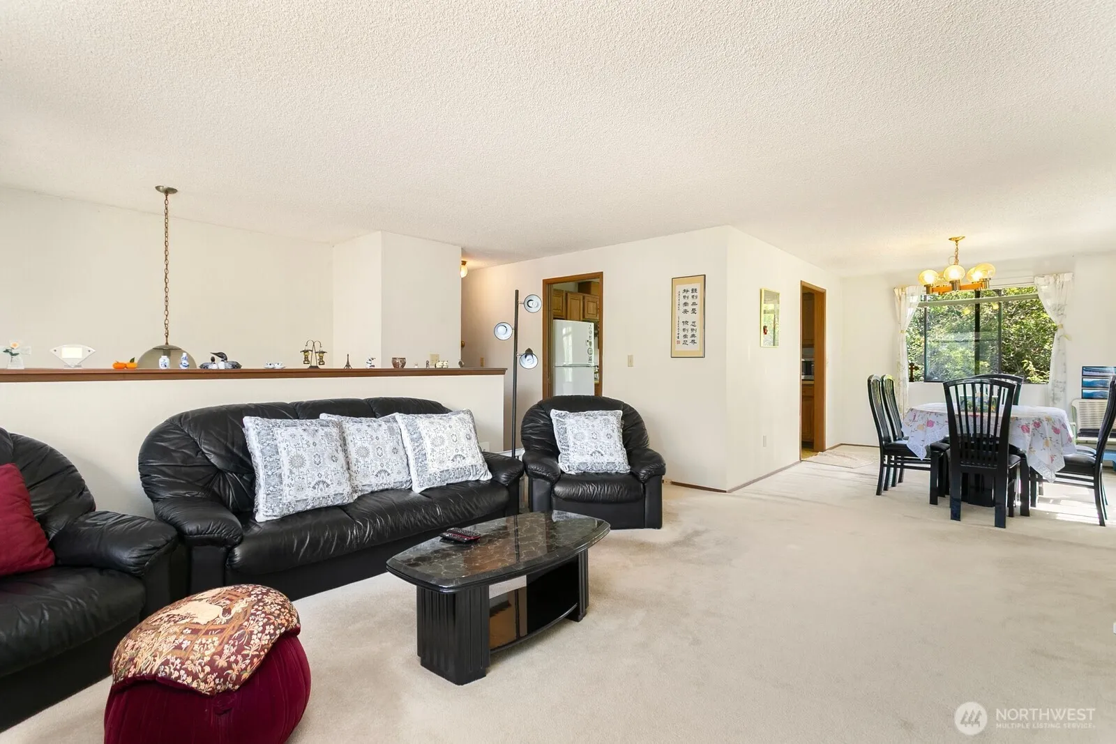 Property photo for 6774 28th Avenue S, Seattle photo 5