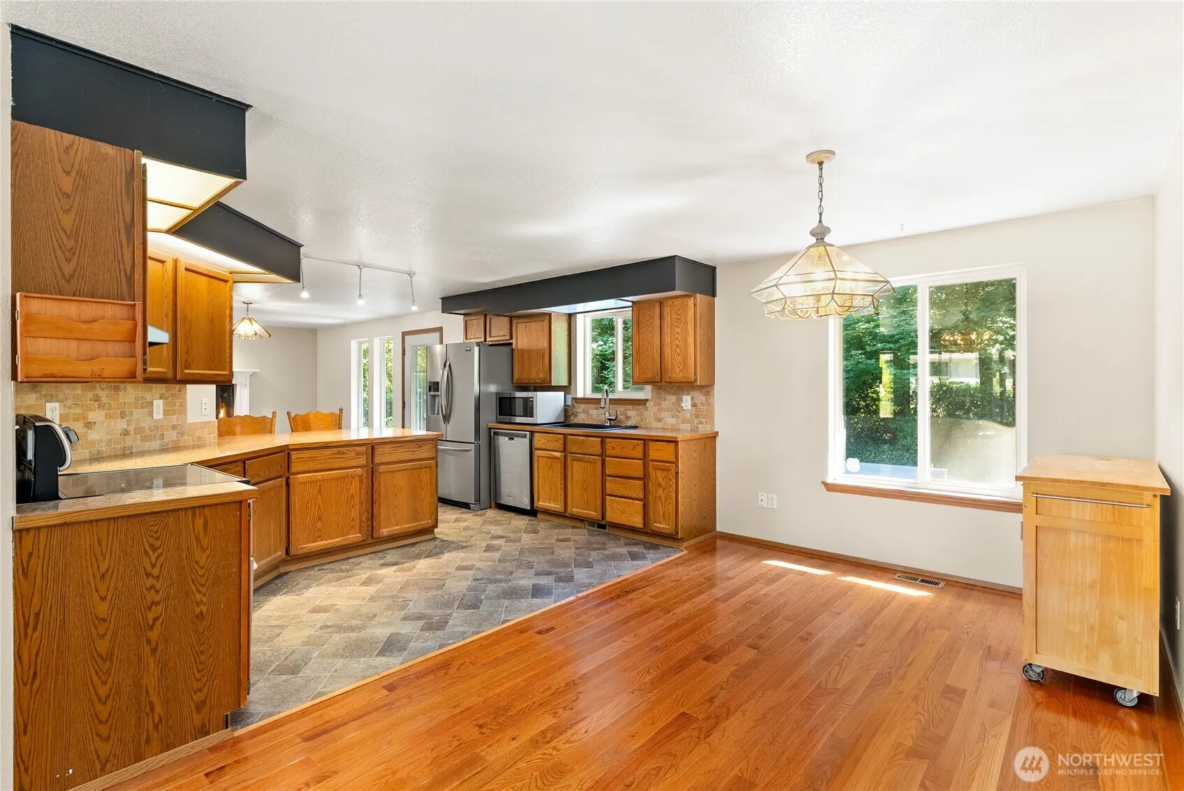 Property photo for 608 100th Street S, Tacoma photo 5