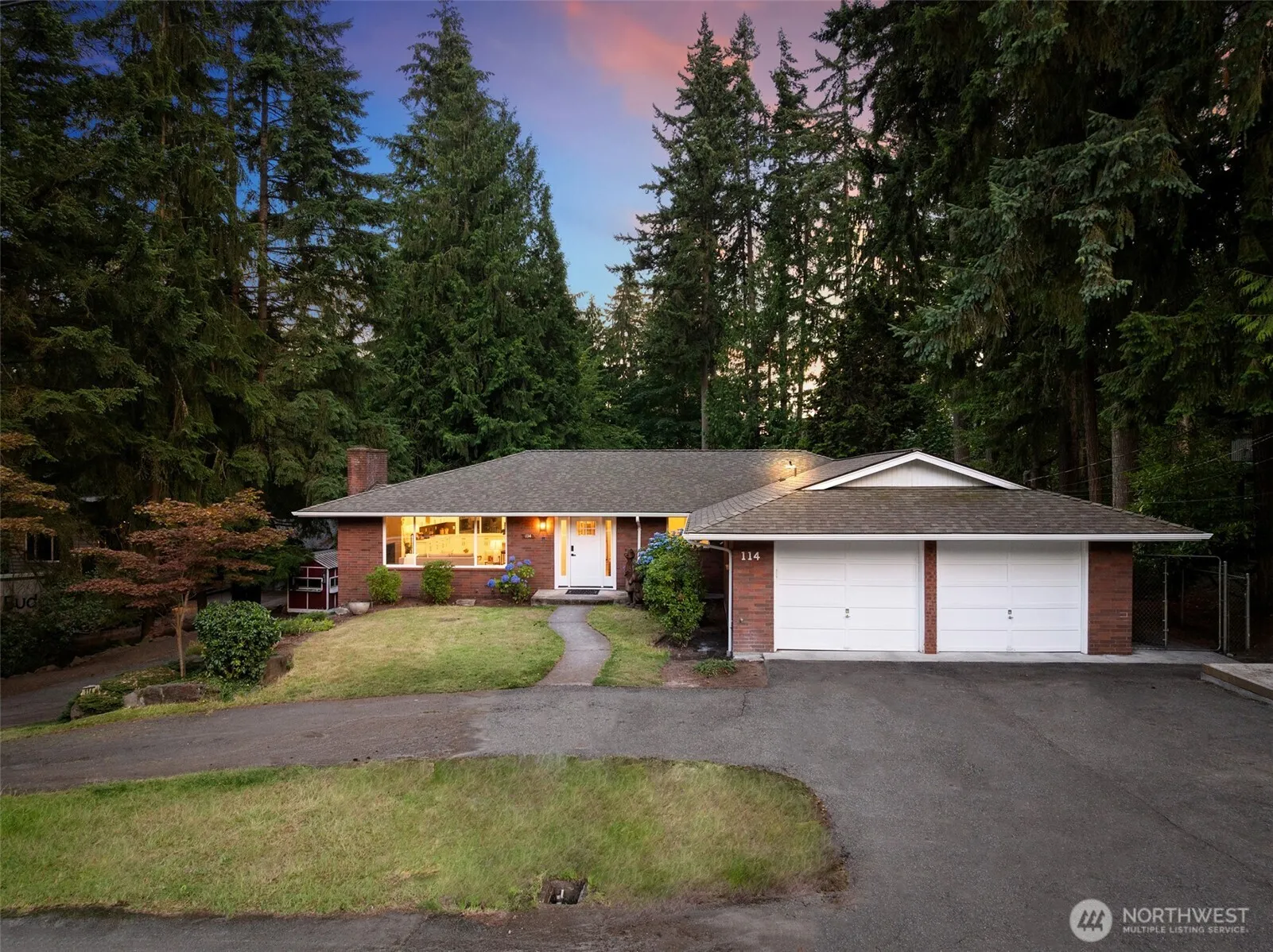 Property photo for 114 231st Street Se, Bothell photo 2