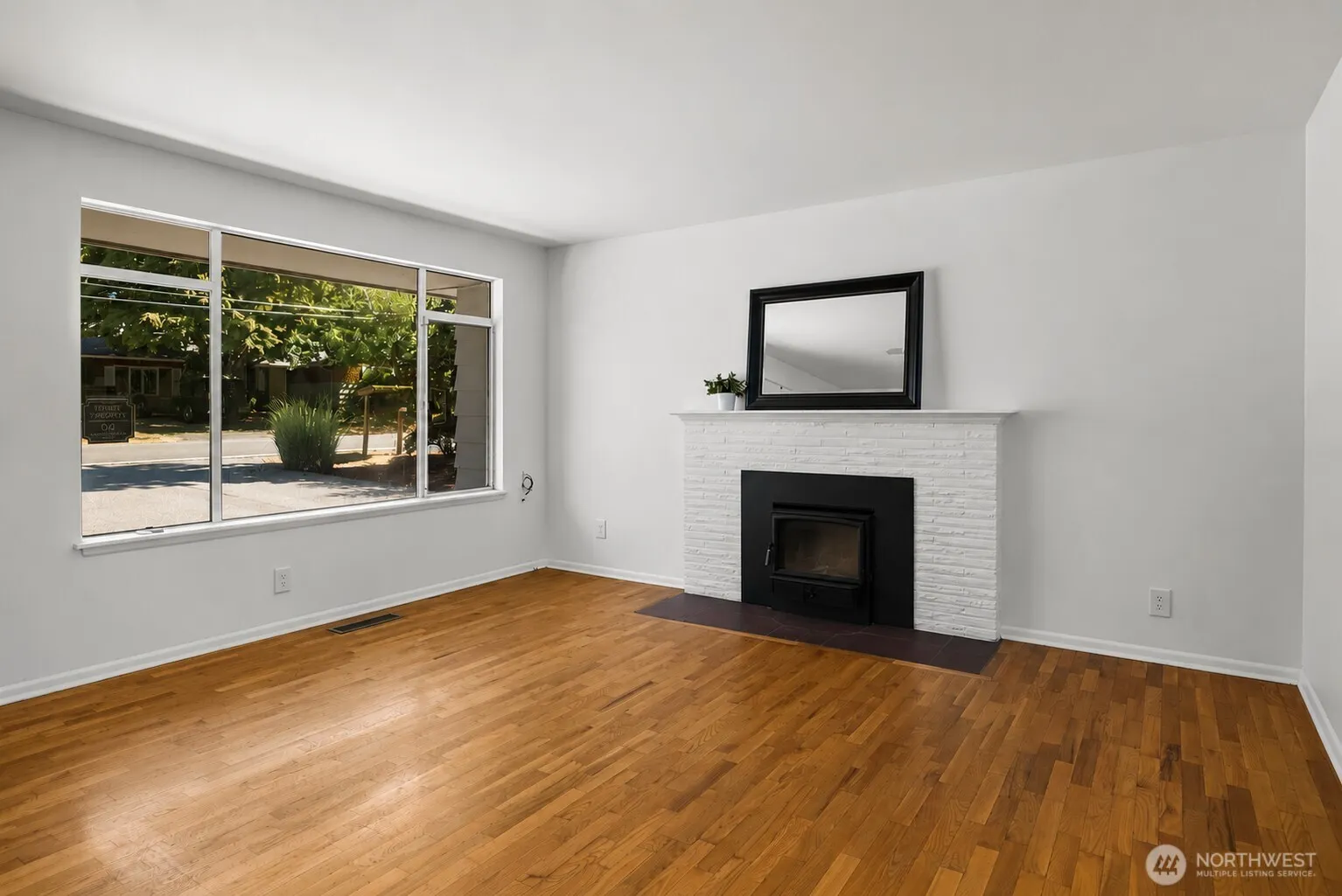 Property photo for 16821 19th Avenue Sw, Normandy Park photo 5