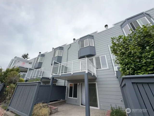 Property photo for 1610 Park Avenue #b3, Bremerton photo 2