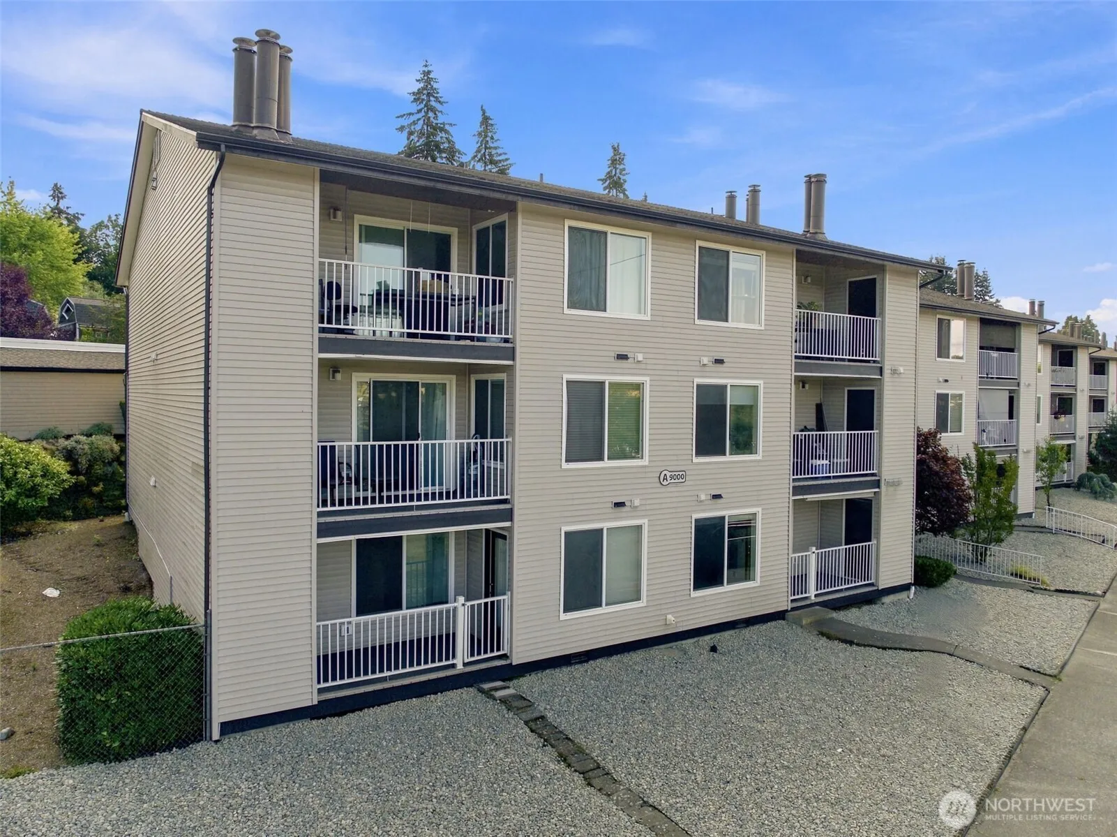 Property photo for 9000 25th Avenue Sw #102a, Seattle photo 3
