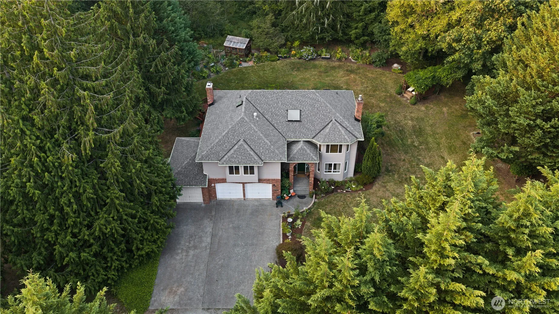 Property photo for 23924 Se 186th Street, Maple Valley photo 3