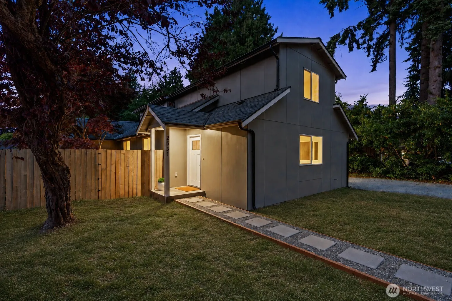 Property photo for 2531 Monroe Avenue, Everett