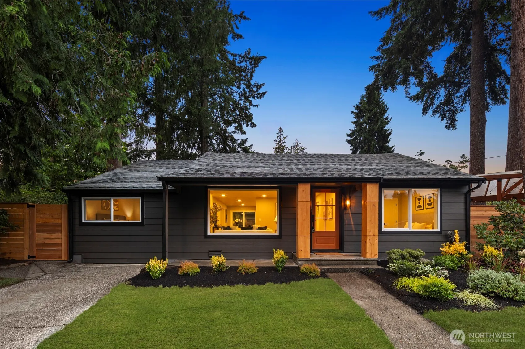 Property photo for 12520 24th Avenue Ne, Seattle photo 2