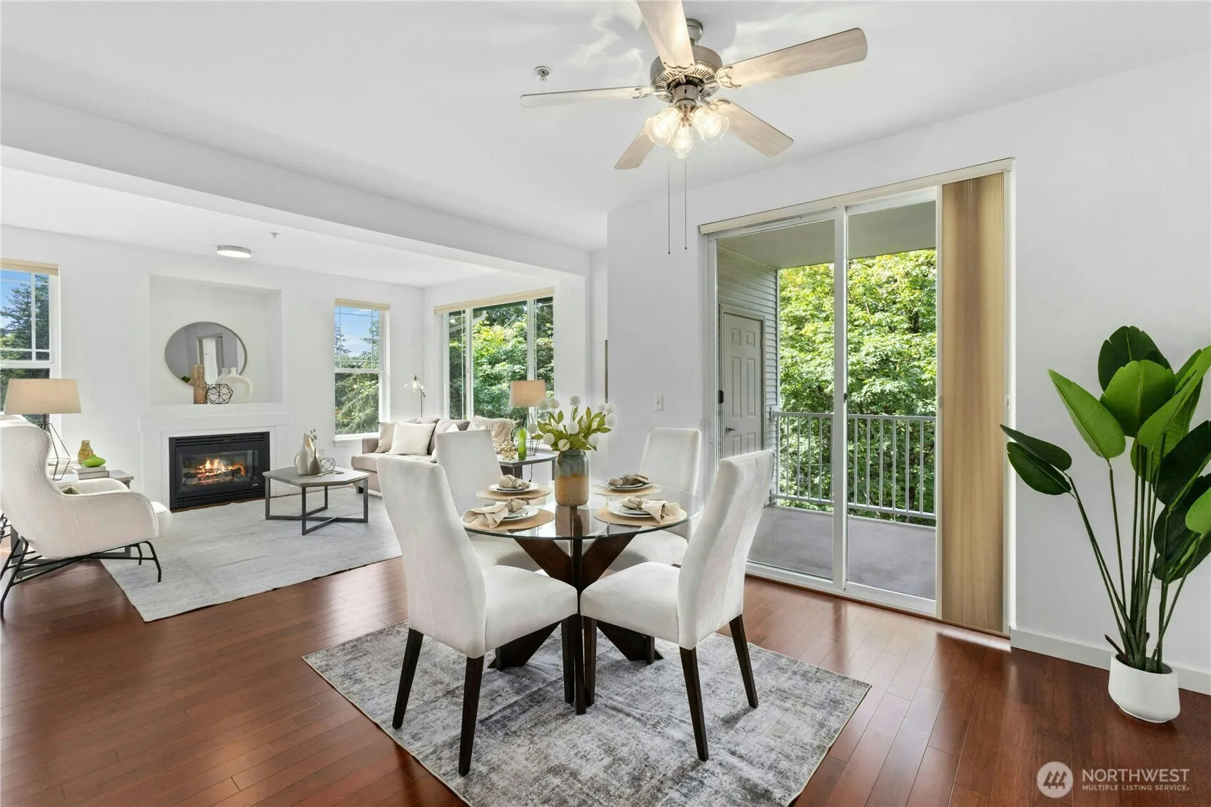 Property photo for 13301 Se 79th Place #c402, Newcastle photo 5