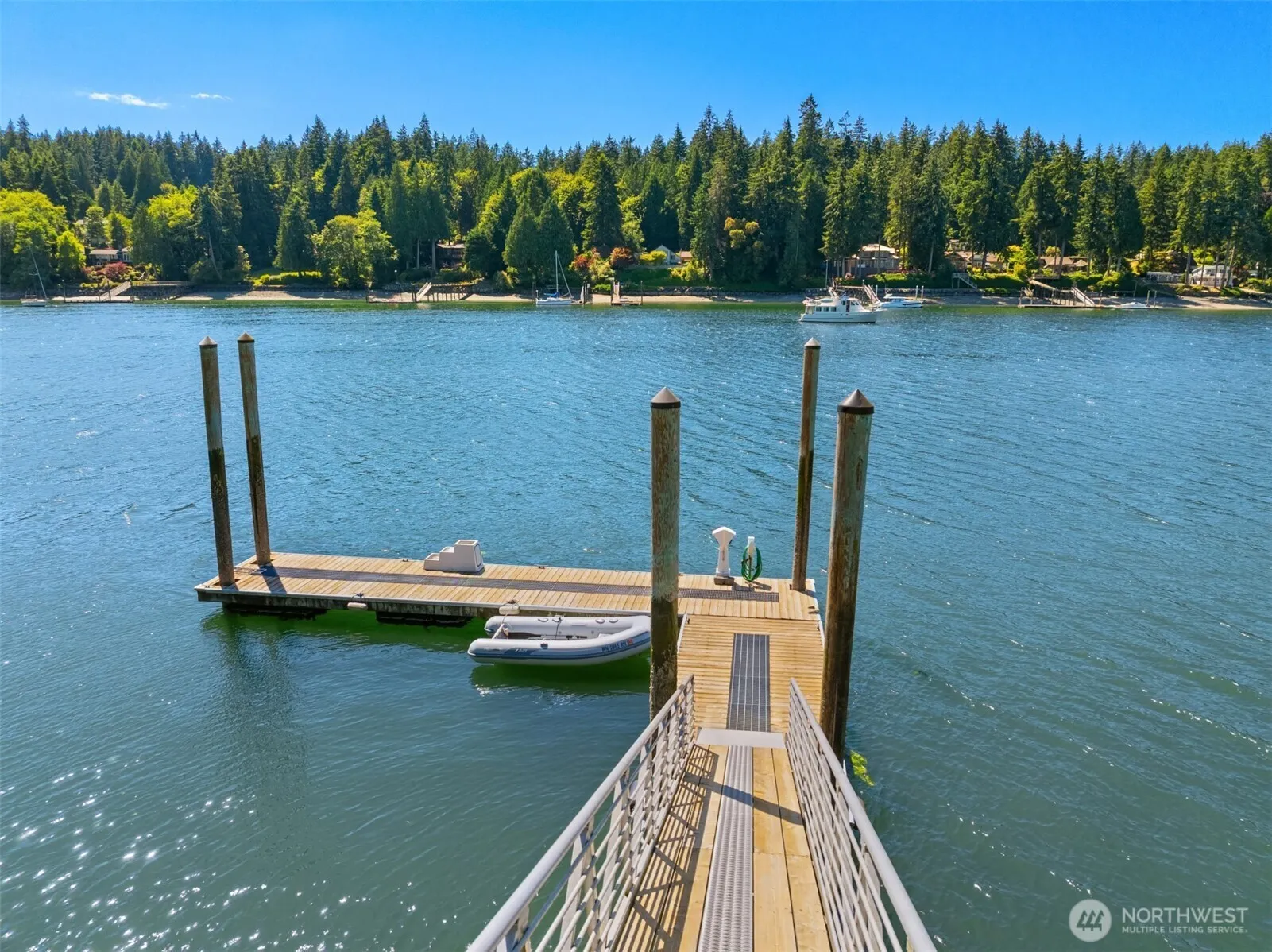 Property photo for 11515 Blue Heron Lane Ne, Bainbridge Island photo 4