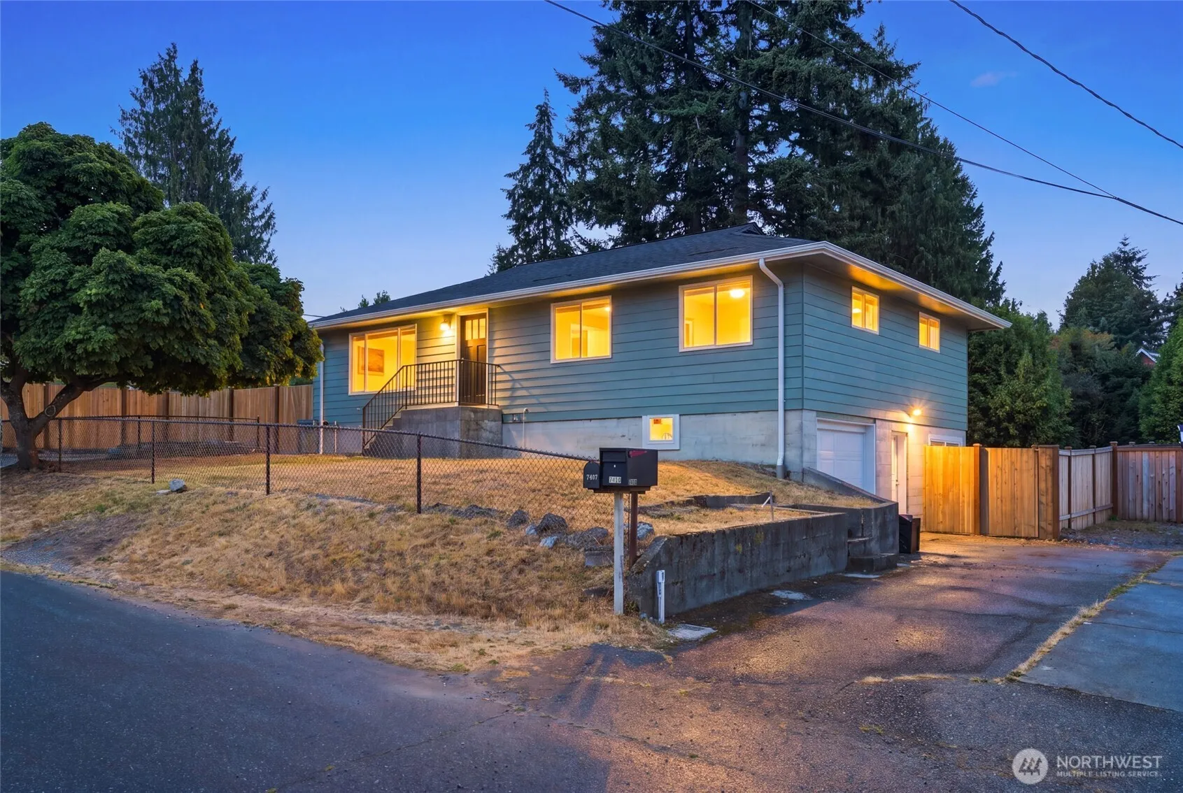 Property photo for 7414 Highland Drive, Everett