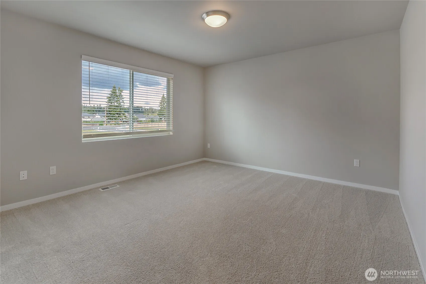 Property photo for 18205 37th Avenue Ct E, Tacoma photo 5
