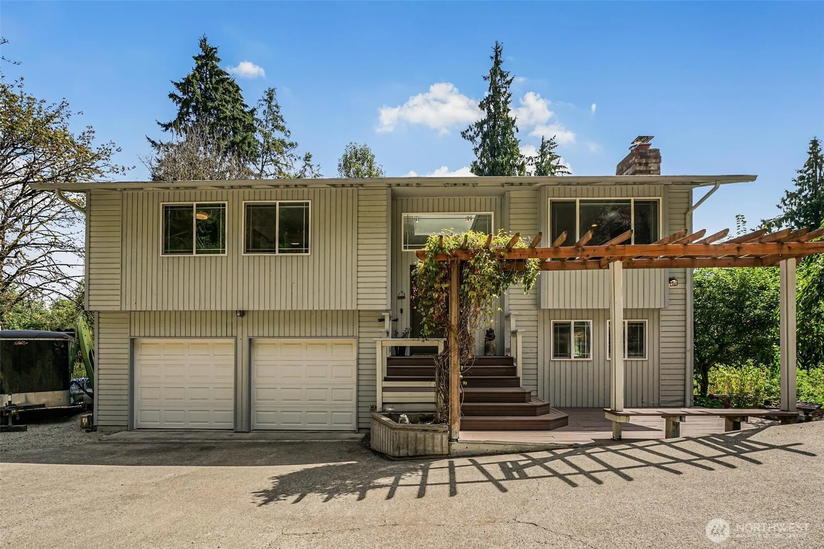 Property photo for 317 68th Avenue E, Tacoma
